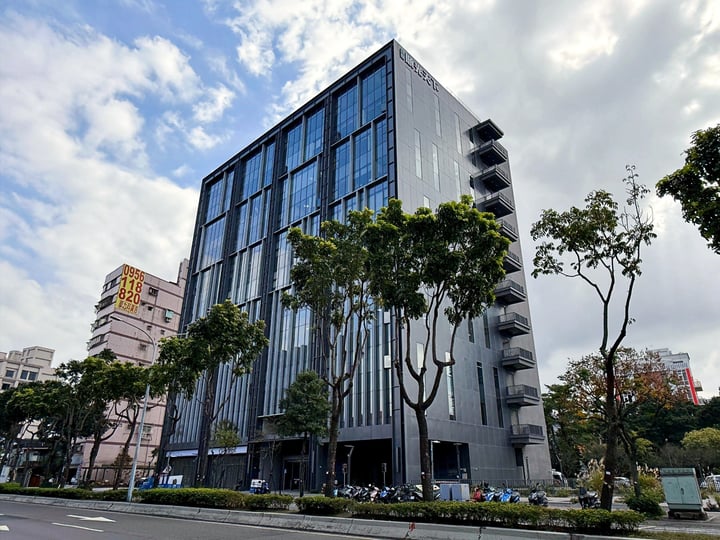 官網_土城首席企業總部_建物外觀照1__